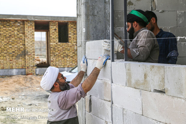 اردوی جهادی نوروزی طلاب قم در منطقه محروم بشاگرد برگزار می شود