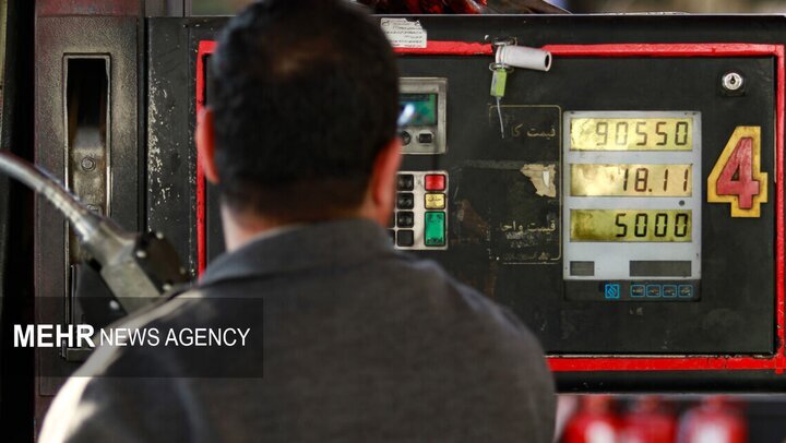 افزایش قیمت بنزین به لیتری ۶۰ هزار تومان صحت ندارد