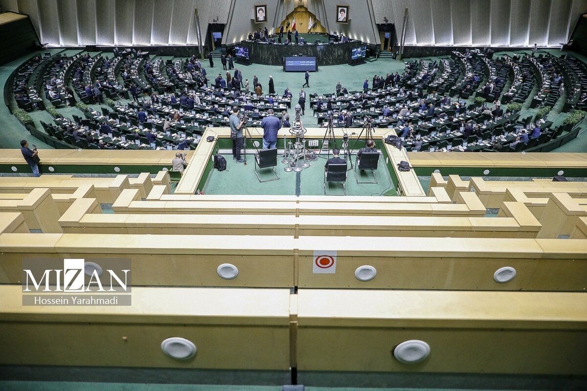 مجلس با تسهیلات ۱۰۰ درصدی دانشگاه‌ها از بانک‌ها موافقت کرد