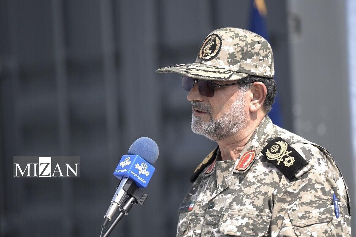 دریادار تنگسیری: اشراف اطلاعاتی نیروی دریایی سپاه در تنگه هرمز یک اشراف کامل بیست و چهار ساعته است