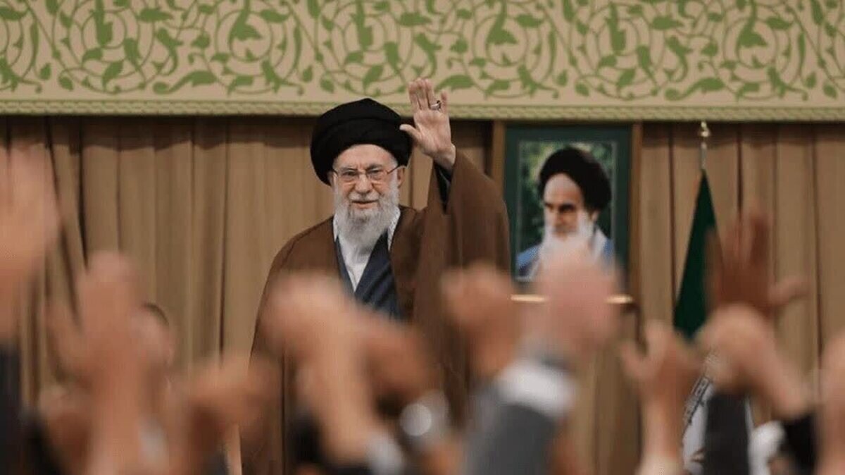 بیانیه ۹۹۲ نفر از اساتید دانشگاههای قزوین در حمایت از رهبر انقلاب