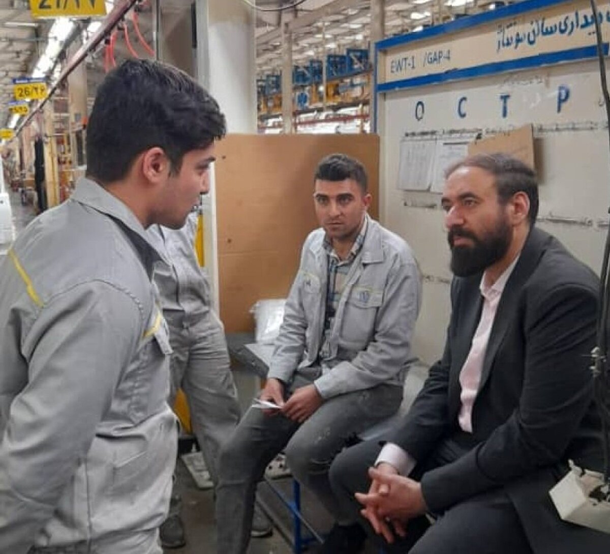 از آشپزخانه تا کارخانه؛ روایتی از انتصاب یک مدیرعامل صنعت خودروسازی/ بررسی عملکرد یکسال گذشته مقدم در بن رو