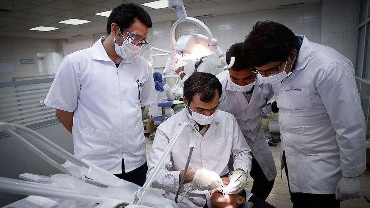 هفتمین جلسه ستاد سلامت شورای عالی انقلاب فرهنگی درحال برگزاری است / «بررسی افزایش ظرفیت پزشکی» در دستور کار