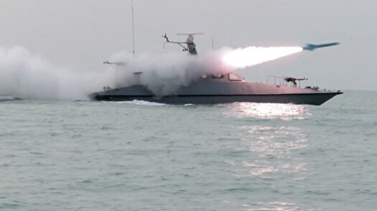 مرحله نخست رزمایش نیروی دریایی سپاه در جزایر ایرانی