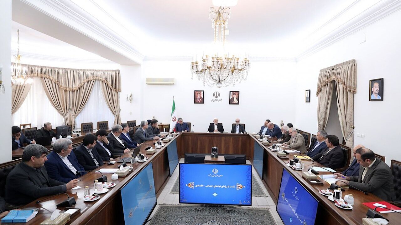 تاکید معاون اول رئیسجمهور بر تقویت تقسیمکار ملی برای معیشت مردم