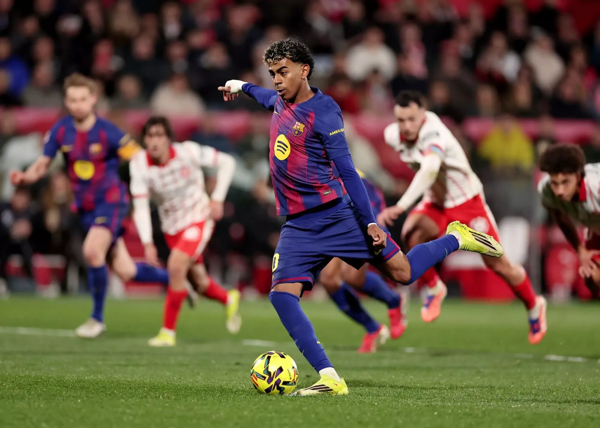 توییت رئال قلب بارسلونا را نشانه رفت