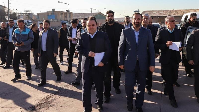 تعیین تکلیف ۱۵ همت کالا در اموال تملیکی/ترخیص بیش از ۱۷ هزار وسیله نقلیه از گمرکات تهران