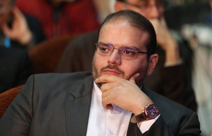 روایت تاریخ انقلاب در اتاق ملاقات باغ موزه قصر