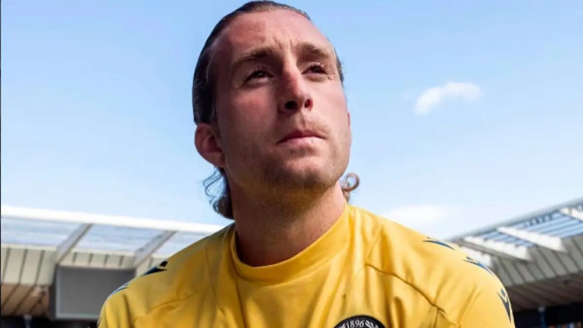 در ۱۵ دقیقه رباطم کاملاً پاره شد/ بعد از سه سال به بازگشت نزدیکم