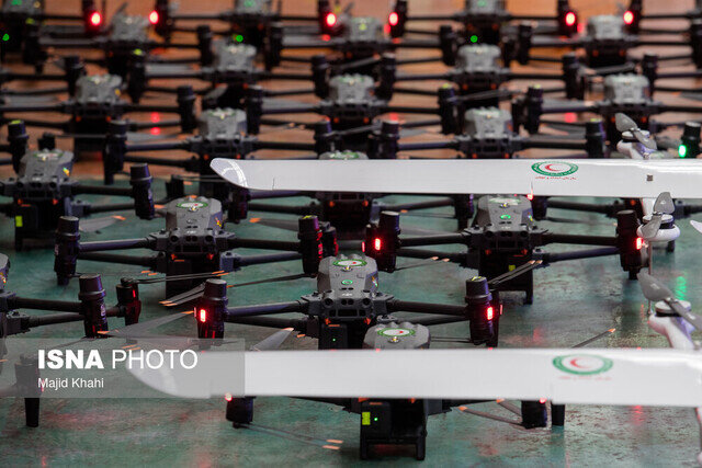 از پهپادهای کوله ای تا نورافکن؛ قابلیت‌های پهپادهای امدادی هلال احمر