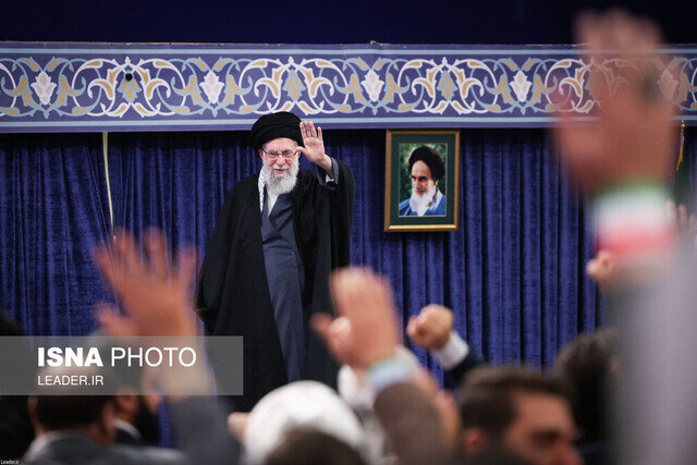 هشدار رهبر انقلاب به ترامپ و ارتش آمریکا؛ تیتر یک رسانه‌های انگلسیی زبان