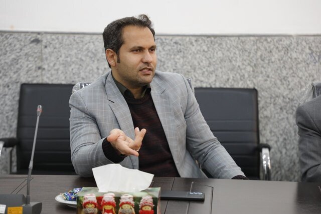 معاون فرماندار اردکان: همکاری بانکها در پرداخت تسهیلات مشاغل خانگی تسریع شود