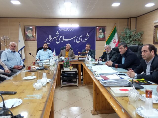 ارائه طرح جامع ترافیکی برای رفع مشکل حمل و نقل در ملایر