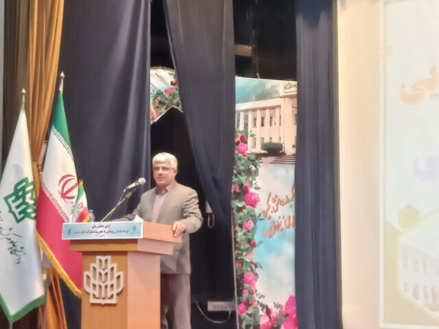 بروکراسی اداری عامل اصلی عدم دریافت مجوز سرمایهگذاران و کارآفرینان گلستانی