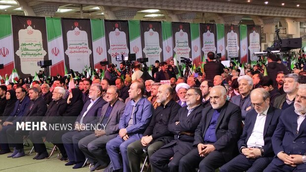 مراسم چهلم شهدا و جانباختگان فتنه آمریکایی -صهیونیستی آغاز شد