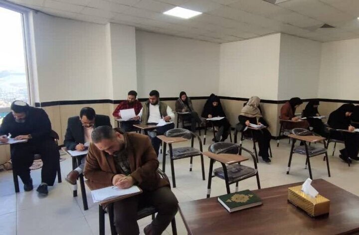 کاروند: آزمون سطحبندی داوران مسابقات قرآن کریم در کردستان برگزار شد