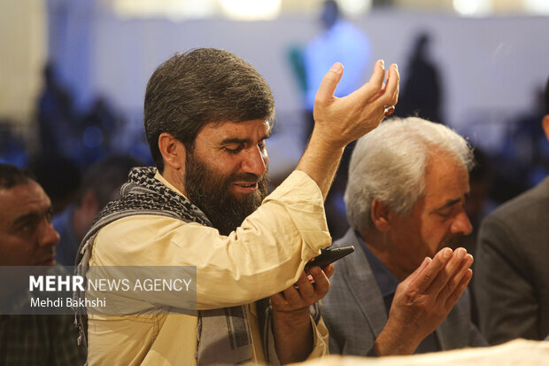 برنامه مناجاتخوانی مداحان مشهور در ماه رمضان