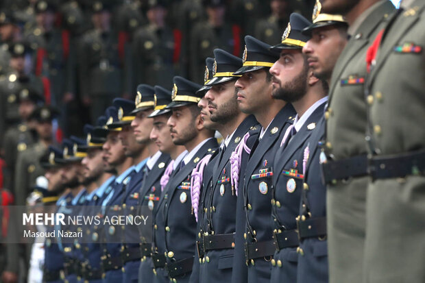 مراسم دانش آموختگی دانشجویان دانشگاه افسری و تربیت پلیس آغاز شد