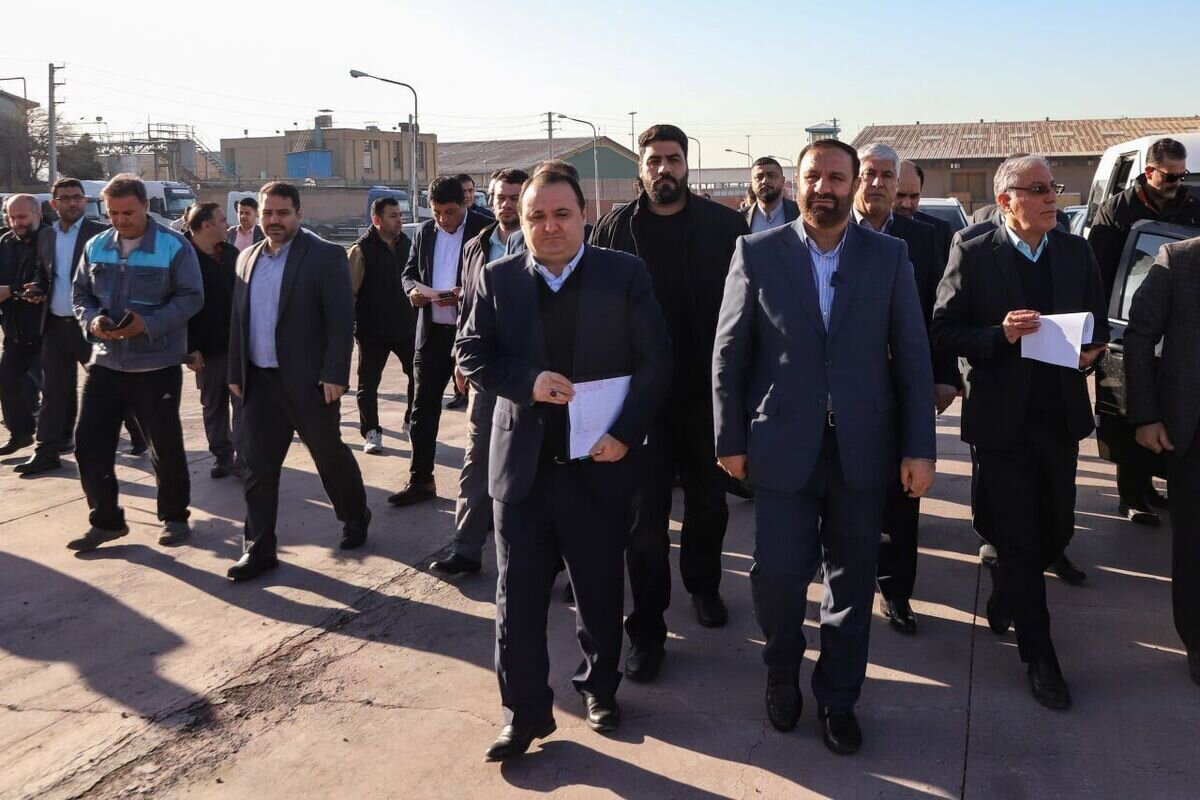 تعیین تکلیف ۱۵ همت کالا در اموال تملیکی/ترخیص بیش از ۱۷ هزار وسیله نقلیه از گمرکات تهران