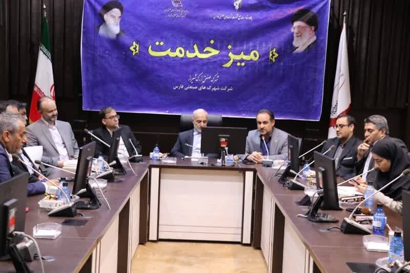 حلوفصل بیش از ۵۰ درصد شکایات صنعتگران در وزارت صمت/ فعالیت ۳۷۰۰ واحد صنعتی