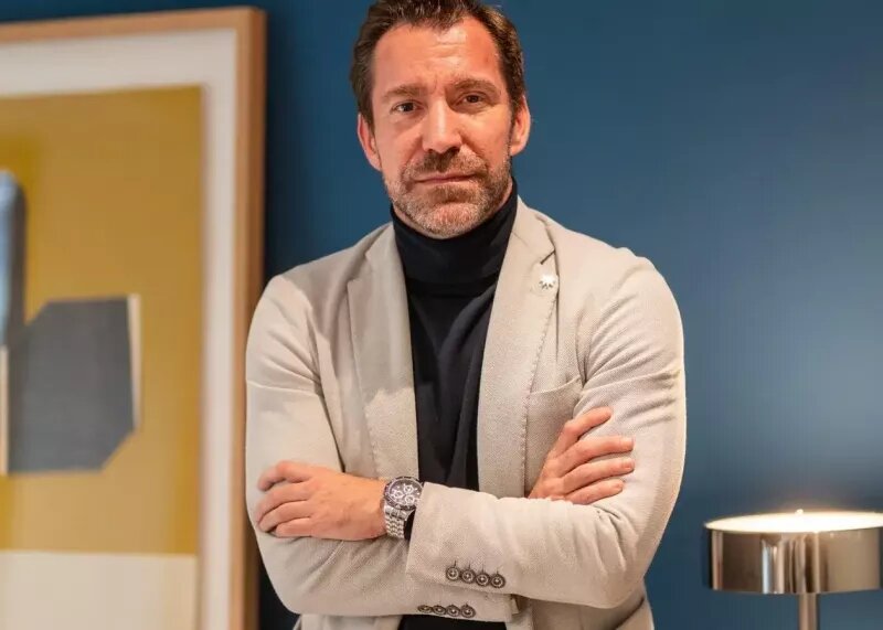 مسی روی بنر جنجالی علیه خوان لاپورتا!