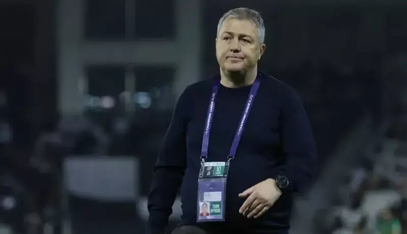 اسکوچیچ در جشن پیروزی تراکتوری‌ها