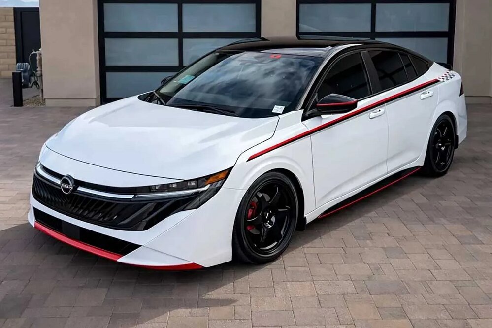 نیسان سنترا RS، لباس اسپرت با تن سدان اقتصادی با حال و هوای نیسمو