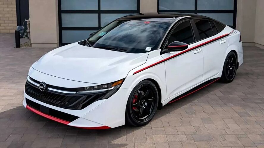 نیسان سنترا RS، لباس اسپرت با تن سدان اقتصادی با حال و هوای نیسمو