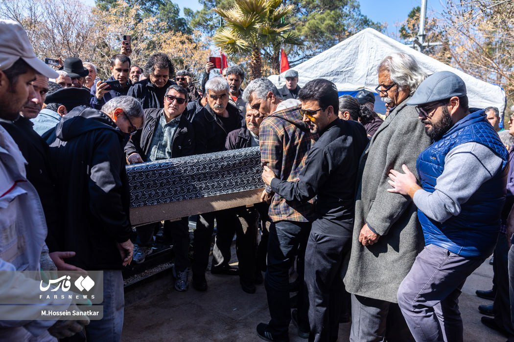 عکس/ مراسم تشییع و تدفین «عنایت‌الله بخشی»