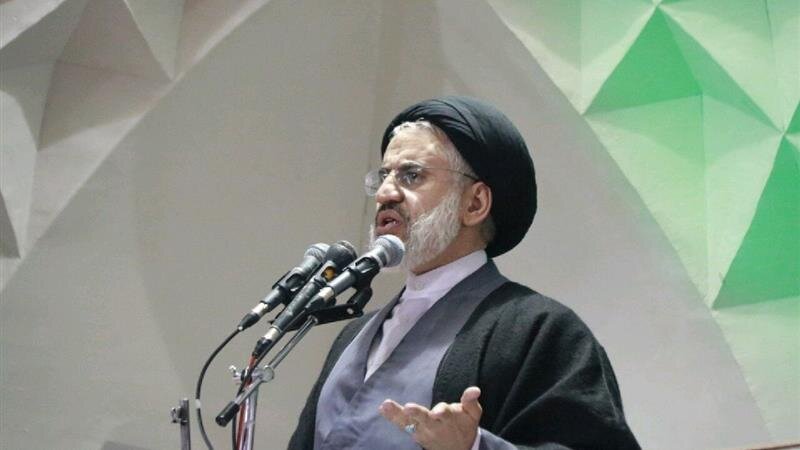 ملت ایران با مقاومت در برابر جنگ ترکیبی دشمن، عزت و هویت خود را حفظ کرده است