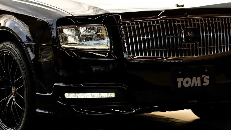 تیونینگ تویوتا سنچوری، افزایش جذابیت سدان لوکس ۲۰۰ هزار دلاری