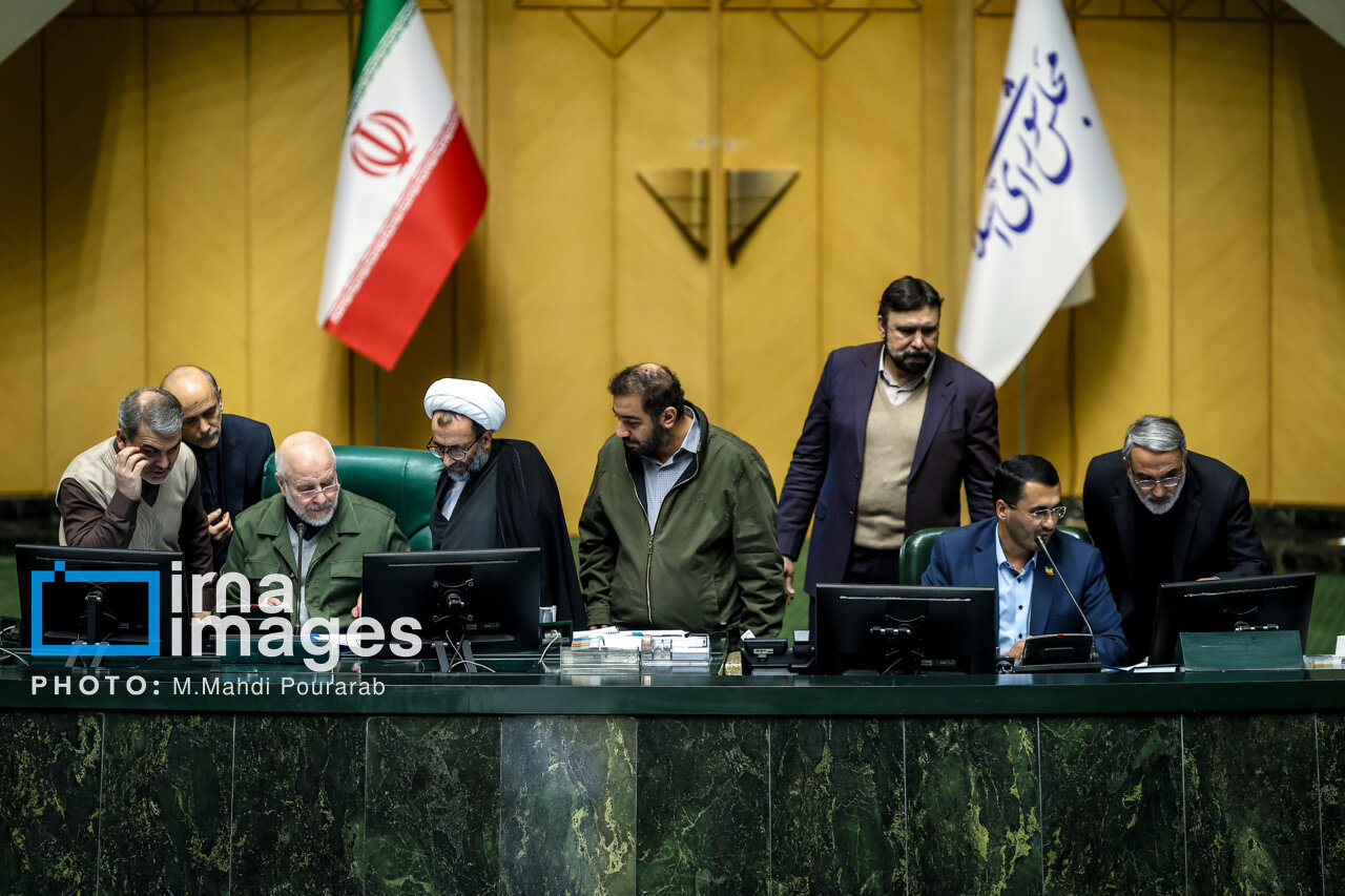 عکس/ جلسه علنی مجلس شورای اسلامی 28 بهمن