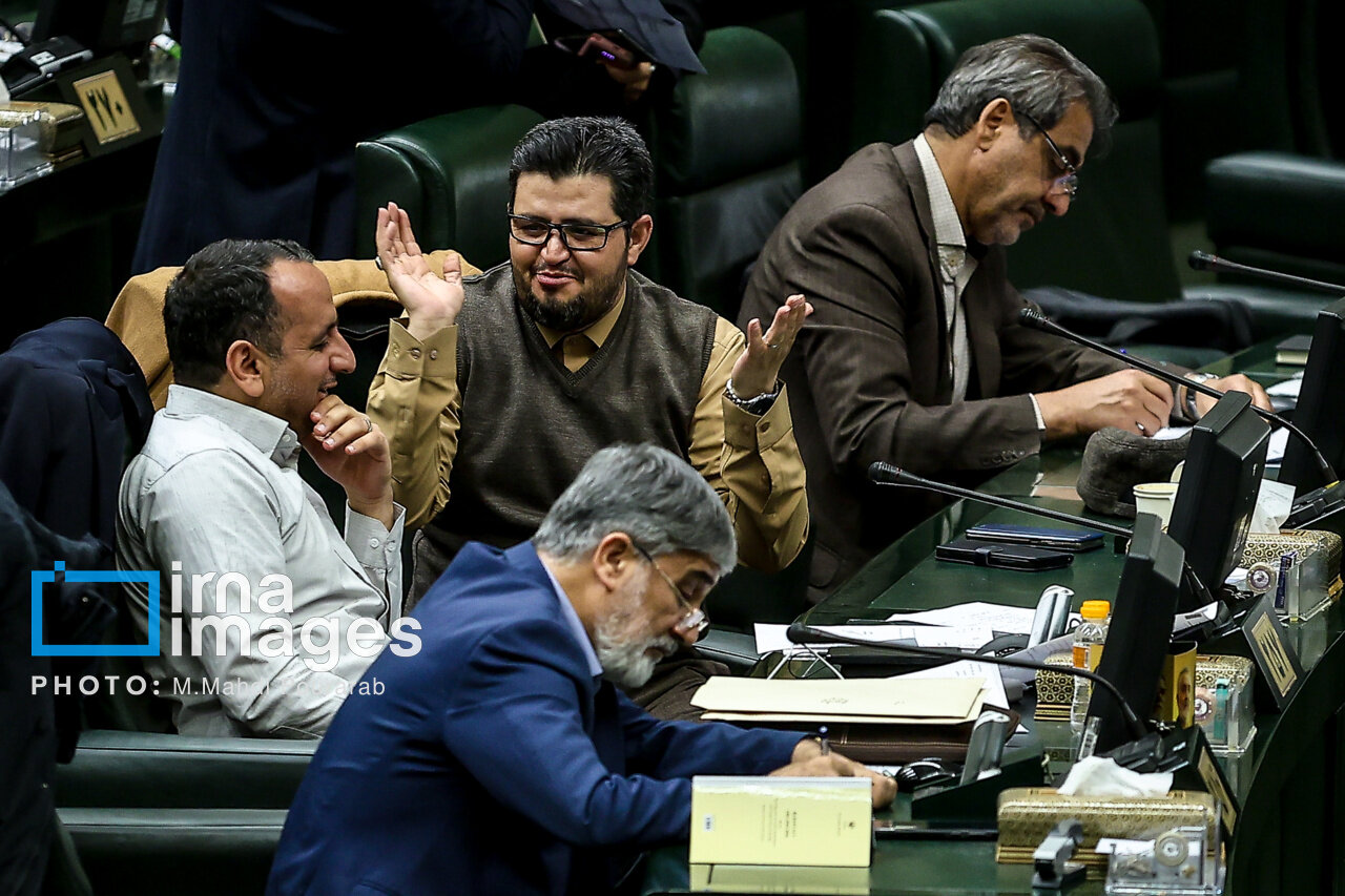 عکس/ جلسه علنی مجلس شورای اسلامی 28 بهمن