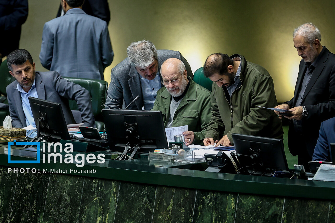 عکس/ جلسه علنی مجلس شورای اسلامی 28 بهمن