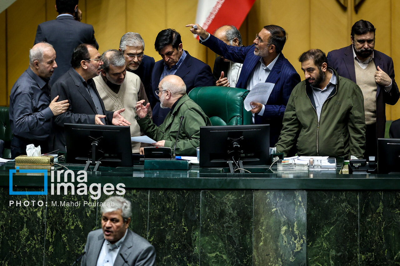 عکس/ جلسه علنی مجلس شورای اسلامی 28 بهمن