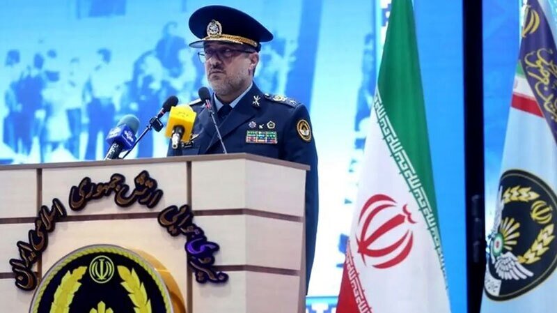 فرمانده نهاجا: قدرت هوایی ایران در گرو هم‌افزایی جنگنده و پهپاد است
