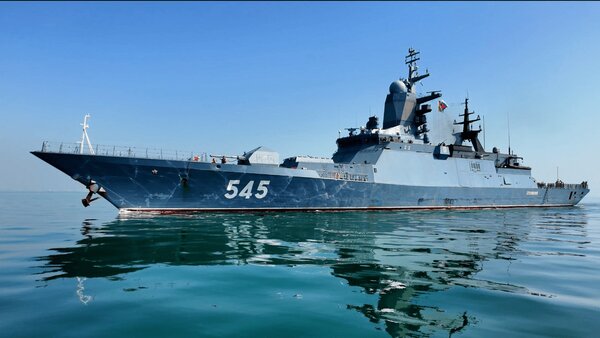 ایران و روسیه رزمایش مرکب دریایی برگزار می‌کنند