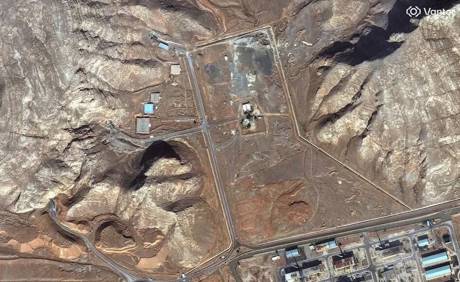 ایران در بحبوحه تنش‌ با آمریکا، در حال تعمیر و تقویت تأسیسات نظامی خود است