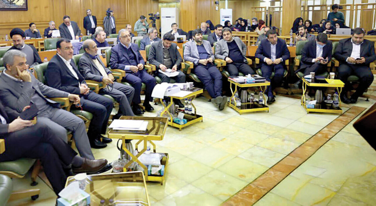 ۳۵۲ پارکینگ - پناهگاه برای تهران