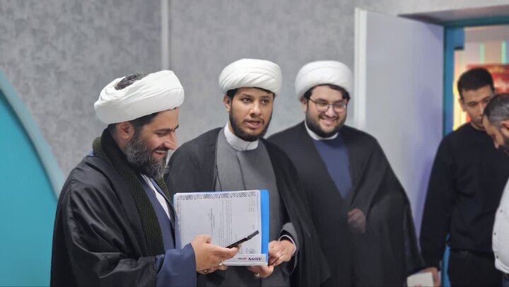 نمایشگاهی تعاملی برای تربیت سفیران نهضت ملی «زندگی با آیهها»