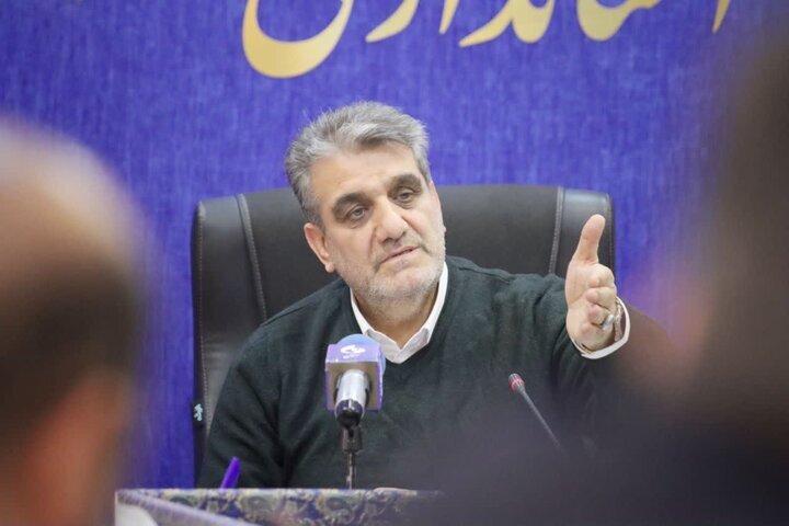 استاندار سمنان هشدار داد: بساط کاغذبازی برای تولیدکنندگان جمع شود