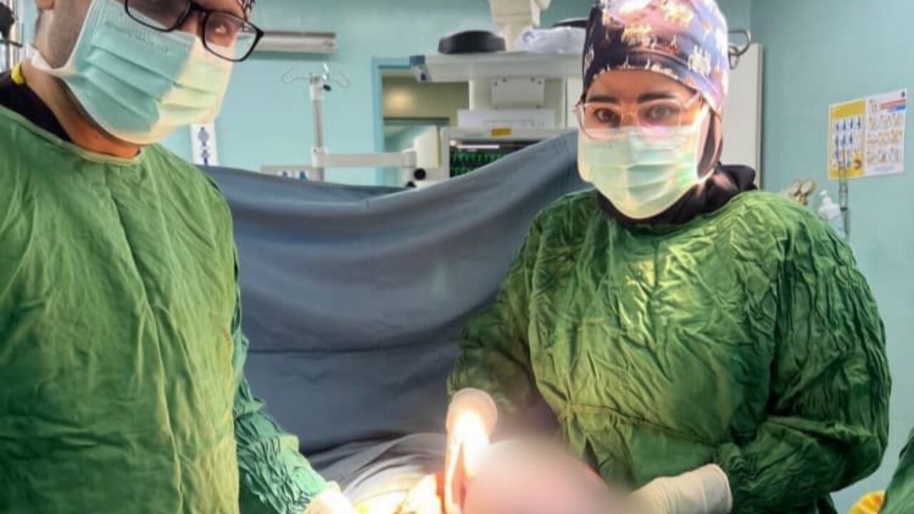 نجات بانوی ۷۵ ساله با انجام جراحی همزمان تومور تخمدان و رحم در زاهدان