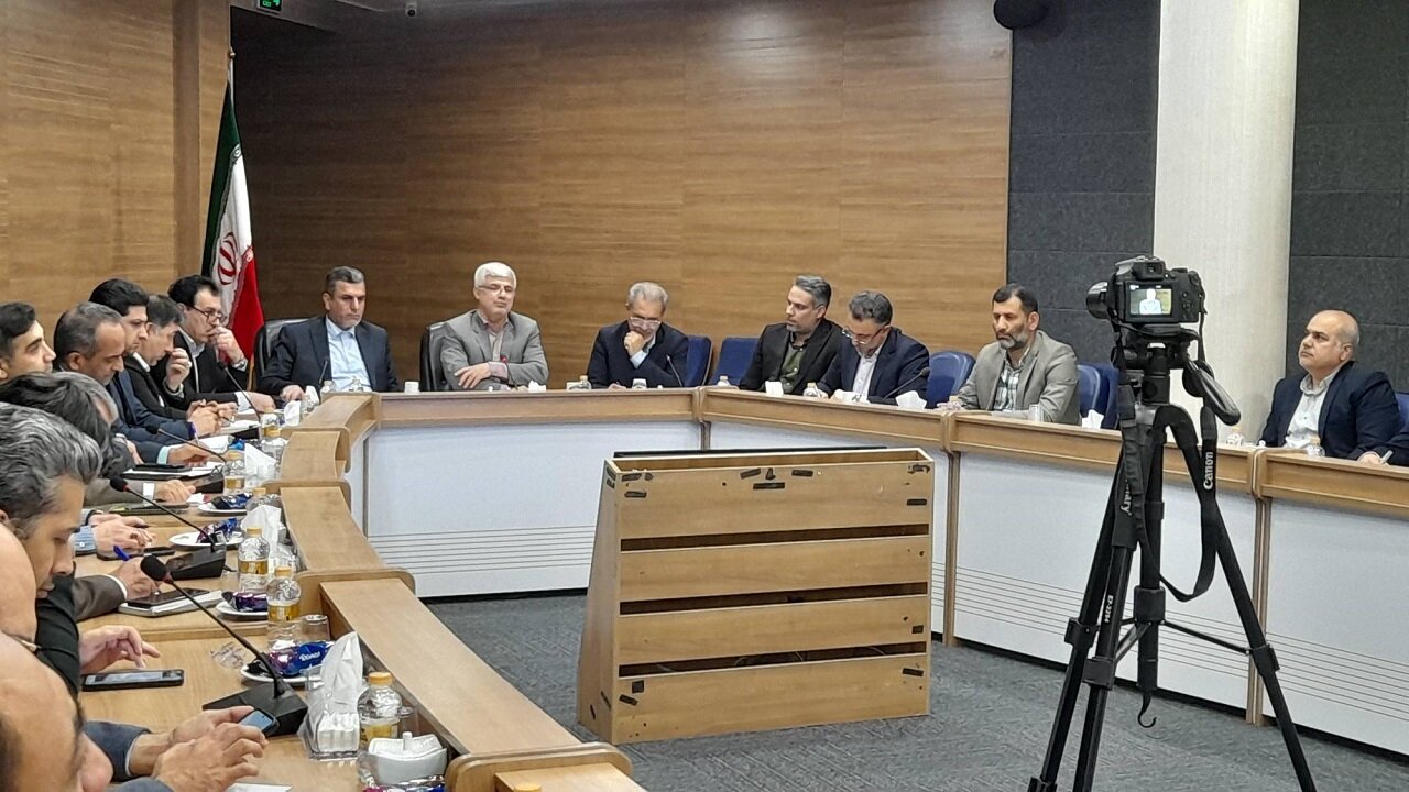 ذخیره کالاهای اساسی در گلستان کافی است