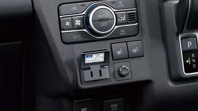 معرفی ون شهری برقی تویوتا، سه برابر گرانتر از نسخه بنزینی!