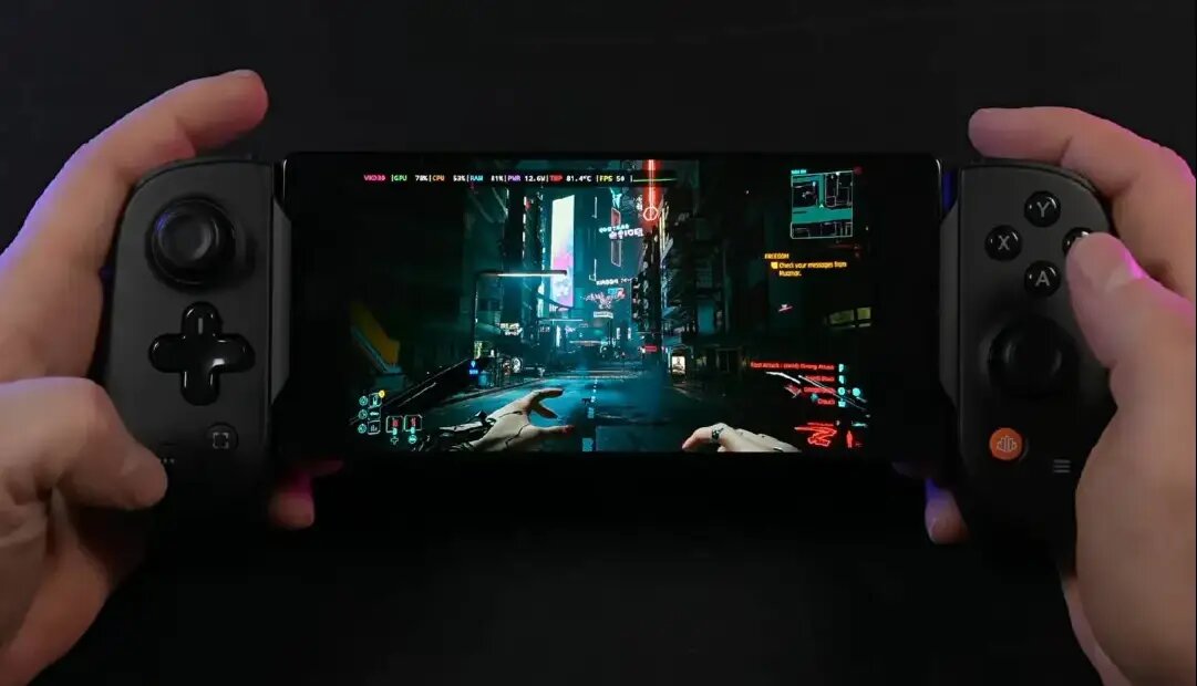 یک یوتیوبر بازی سنگین Cyberpunk 2077 را روی گوشی اندرویدیاش اجرا کرد