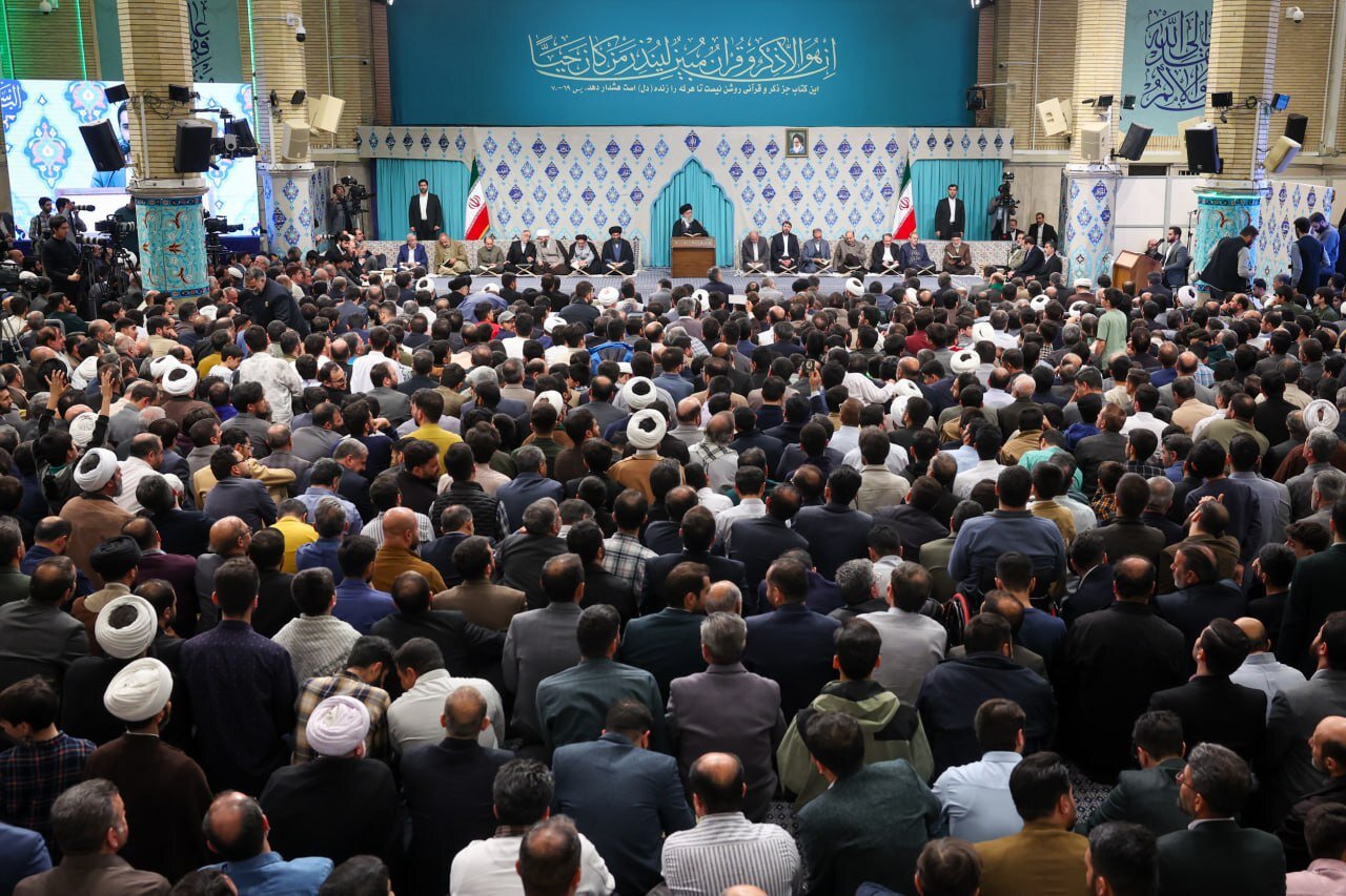 محفل انس با قرآن کریم با حضور رهبر انقلاب برگزار شد