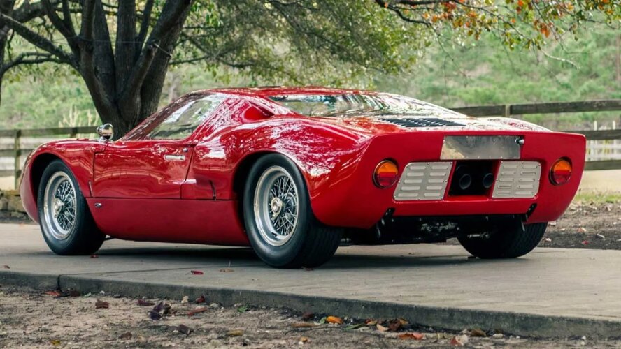 حراج فورد GT40، از پیست لمان تا خیابان با جواهر ۸ میلیون دلاری