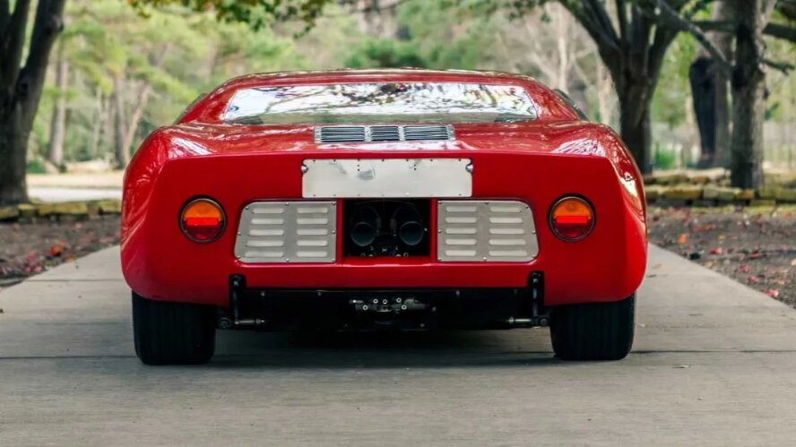 حراج فورد GT40، از پیست لمان تا خیابان با جواهر ۸ میلیون دلاری