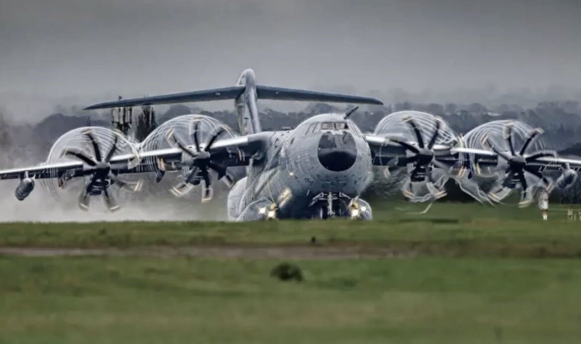 دلیل فرود هواپیماهای روسی در ایران اعلام شد؛ اظهارات مهم سفیر ایران در روسیه