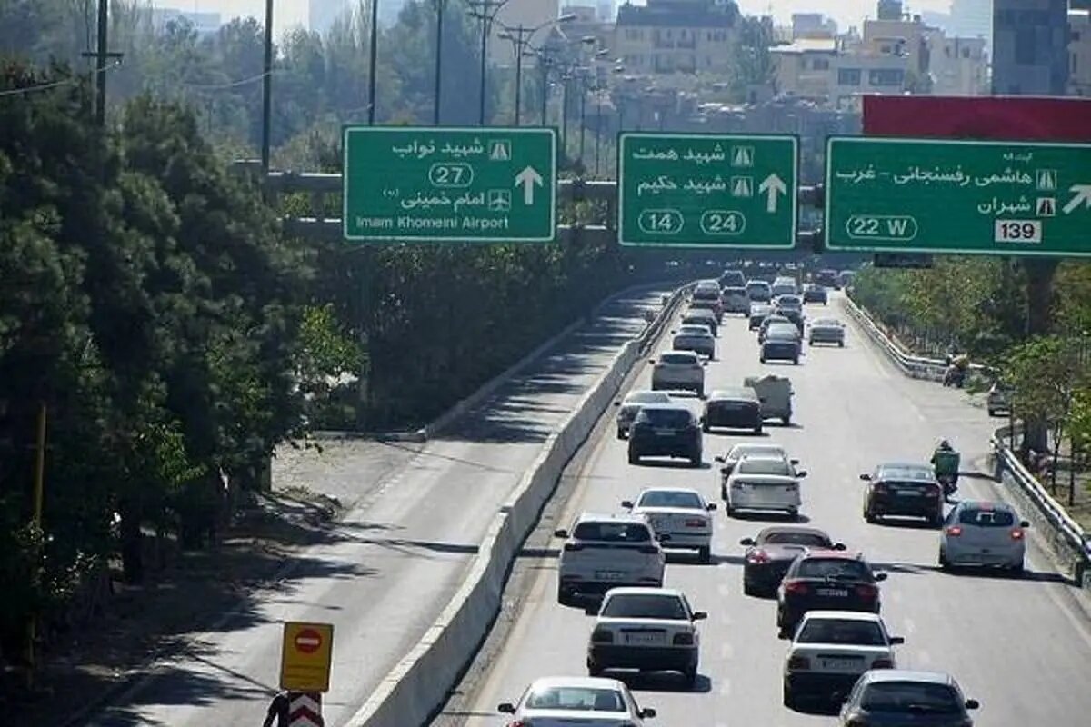 کاهش ترافیک صبحگاهی تهران در آخرین پنجشنبه بهمن ماه